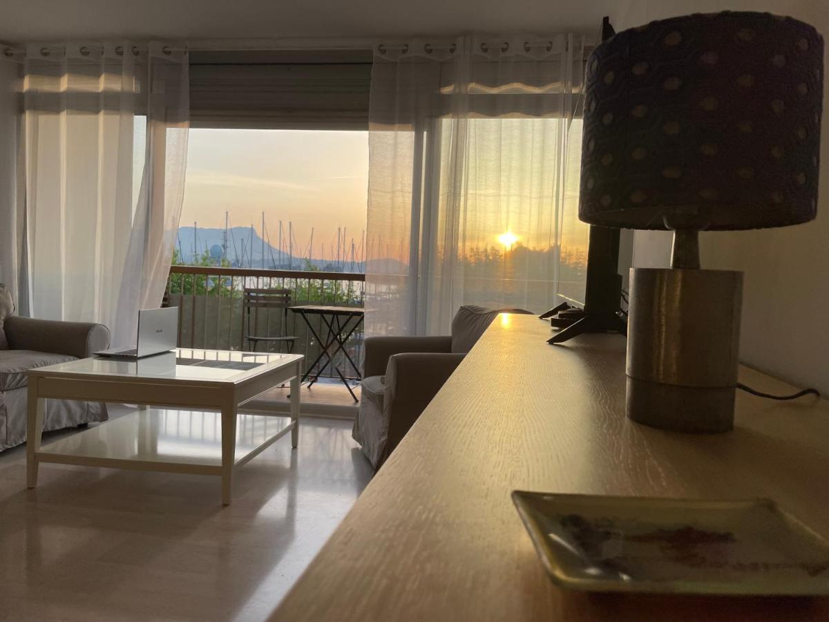Appartement Les Pieds Dans L'Eau Saint-Mandrier-sur-Mer Dış mekan fotoğraf