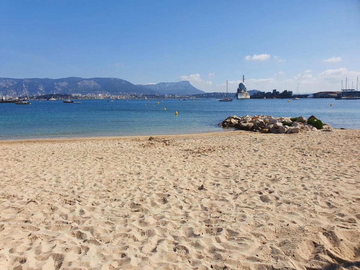 Appartement Les Pieds Dans L'Eau Saint-Mandrier-sur-Mer Dış mekan fotoğraf